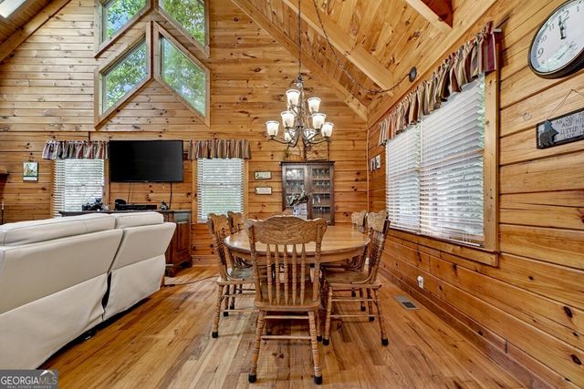 309 Katydid Road, Mineral Bluff, GA 30559