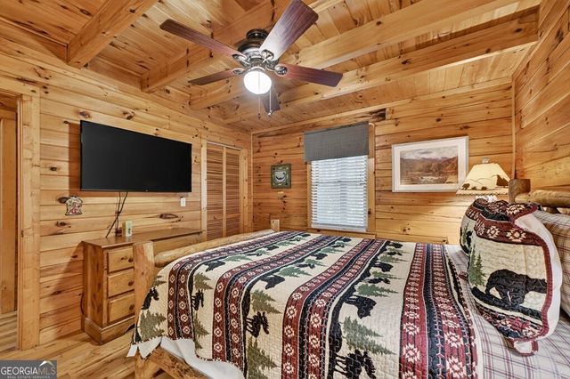 309 Katydid Road, Mineral Bluff, GA 30559