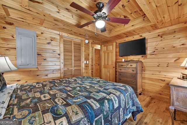 309 Katydid Road, Mineral Bluff, GA 30559