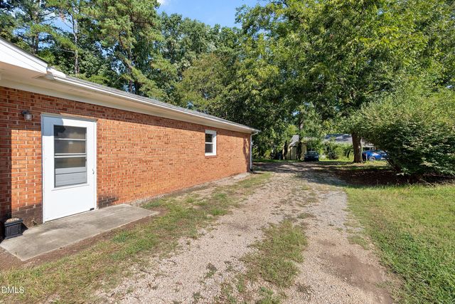 6324 Tryon Road, Cary, NC 27518