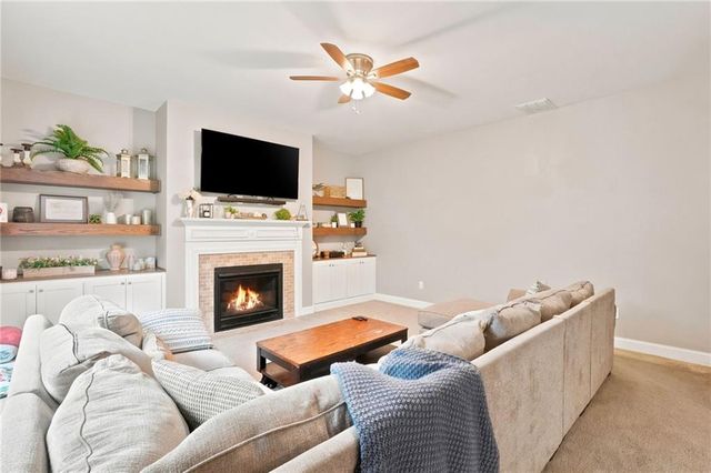 3965 Hemingway Drive, Powder Springs, GA 30127