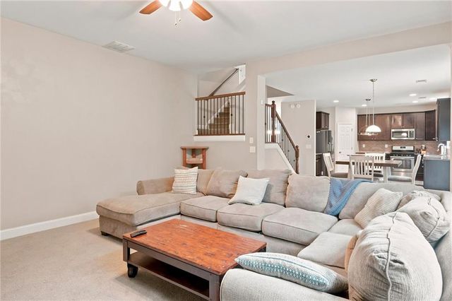 3965 Hemingway Drive, Powder Springs, GA 30127