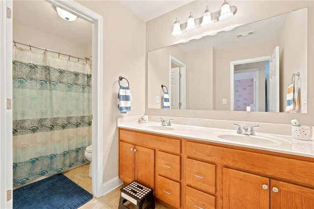 3965 Hemingway Drive, Powder Springs, GA 30127