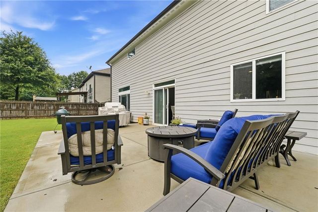 3965 Hemingway Drive, Powder Springs, GA 30127