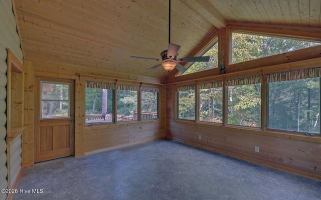 3021 Hanging Dog Road, Murphy, NC 28906
