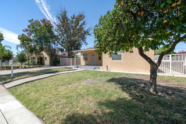 2115 N Ferger Avenue, Fresno, CA 93704