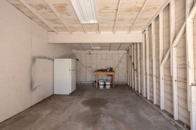 2115 N Ferger Avenue, Fresno, CA 93704