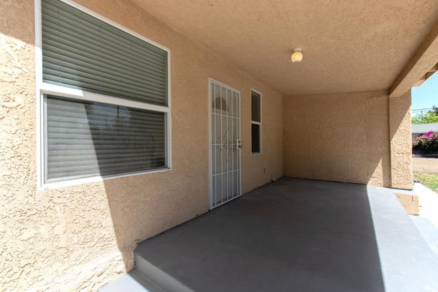 2115 N Ferger Avenue, Fresno, CA 93704