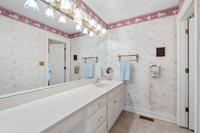 2100 Vince Road, Nicholasville, KY 40356