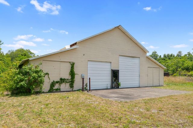 2100 Vince Road, Nicholasville, KY 40356