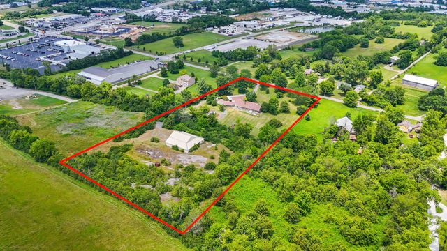 2100 Vince Road, Nicholasville, KY 40356