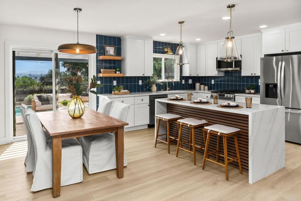 925 Maryland Drive, Vista, CA 92083 — exterior