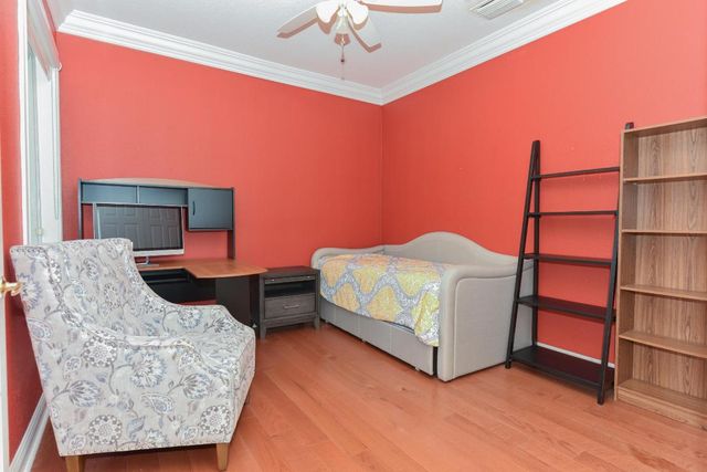 9740 Egret Chase Lane, West Palm Beach, FL 33411