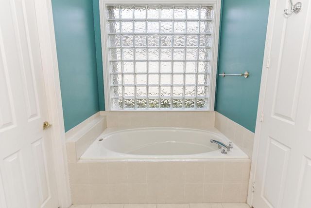 9740 Egret Chase Lane, West Palm Beach, FL 33411