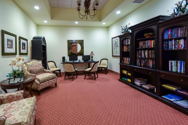 9740 Egret Chase Lane, West Palm Beach, FL 33411