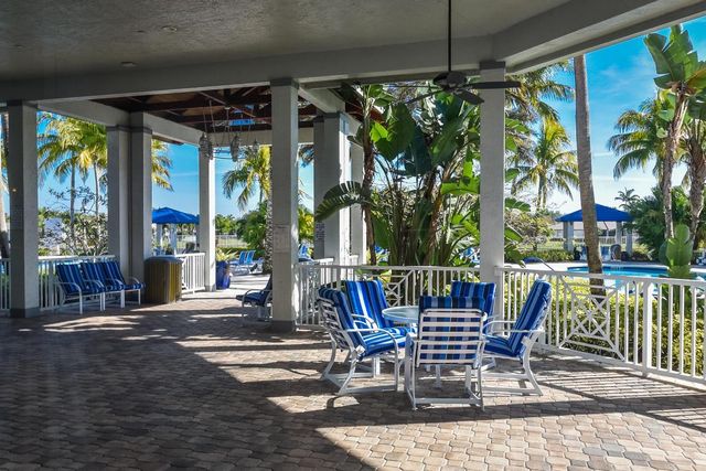 9740 Egret Chase Lane, West Palm Beach, FL 33411