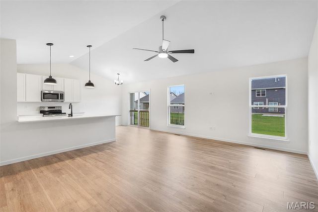 2343 Fernau Court, Florissant, MO 63031
