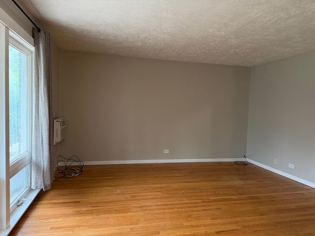 2200 Arbor Circle 1, Downers Grove, IL 60515