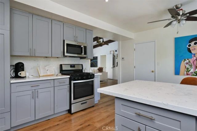 5714 Wilhelmina, Woodland Hills, CA 91367