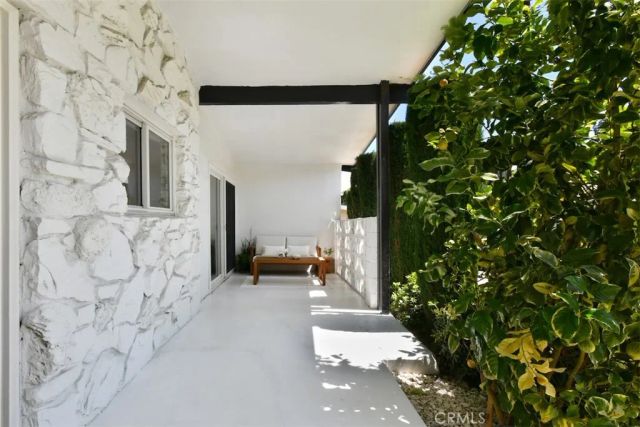 5714 Wilhelmina, Woodland Hills, CA 91367