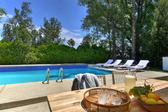 5714 Wilhelmina, Woodland Hills, CA 91367
