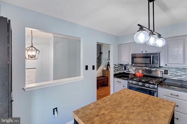 7033 SOLOMON SEAL CT, Springfield, VA 22152