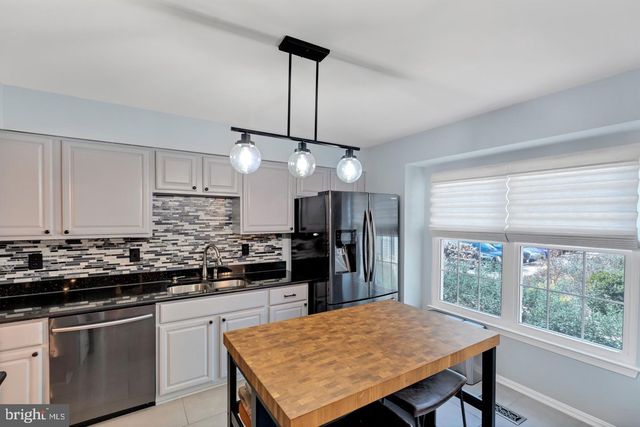 7033 SOLOMON SEAL CT, Springfield, VA 22152