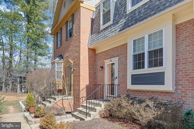 7033 SOLOMON SEAL CT, Springfield, VA 22152