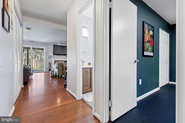 7033 SOLOMON SEAL CT, Springfield, VA 22152