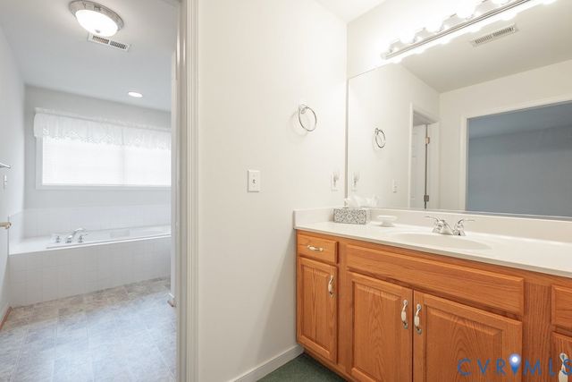 3407 Amburg Ln, Glen Allen, VA 23060