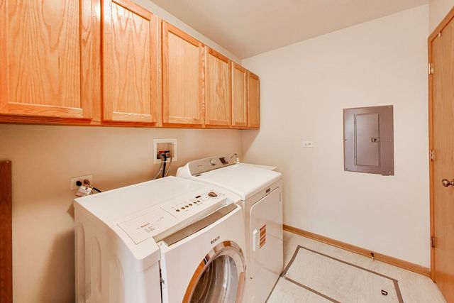 14143 Kedvale Avenue 3, Crestwood, IL 60418