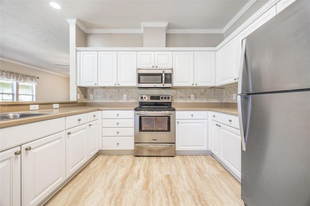 9934 NW 21ST AVENUE, Gainesville, FL 32606