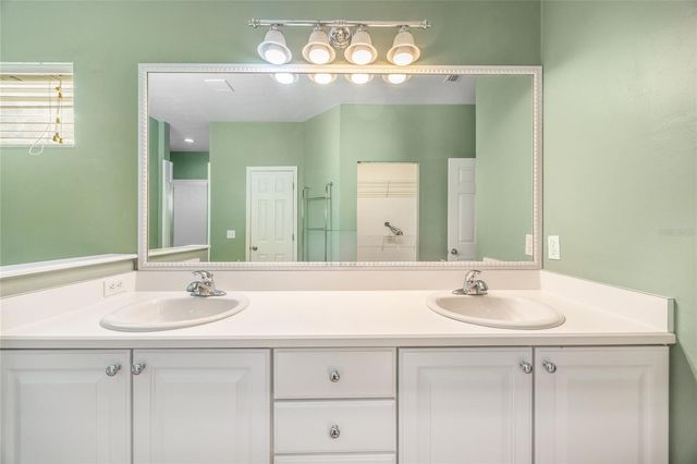 9934 NW 21ST AVENUE, Gainesville, FL 32606