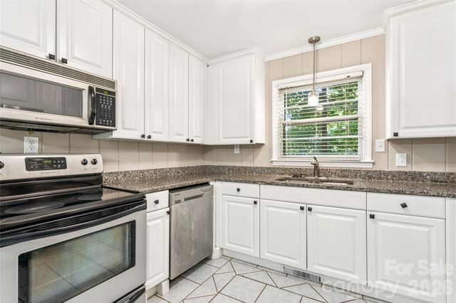2227 Wensley Drive, Charlotte, NC 28210