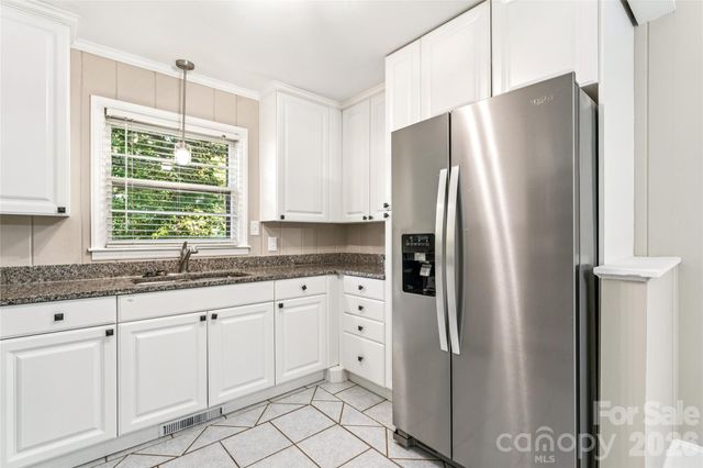 2227 Wensley Drive, Charlotte, NC 28210