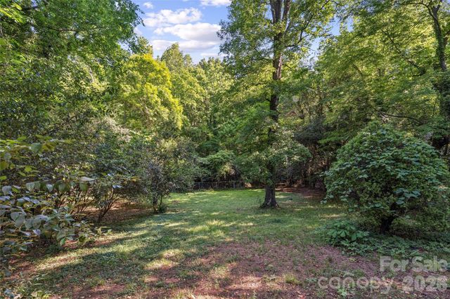 2227 Wensley Drive, Charlotte, NC 28210