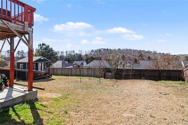 411 Toronto Circle, Hampton, GA 30228