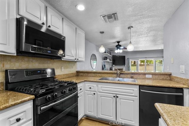 640 Sycamore, Claremont, CA 91711