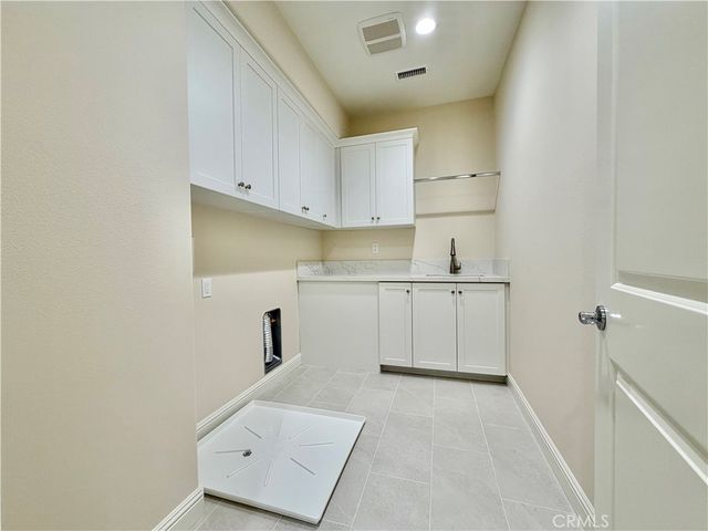 98 pinnacle dr, Lake Forest, CA 92630