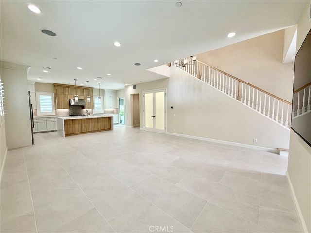 98 pinnacle dr, Lake Forest, CA 92630