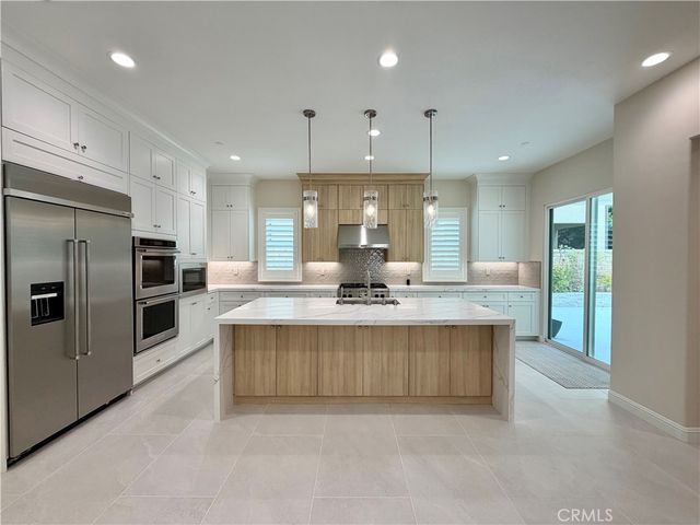 98 pinnacle dr, Lake Forest, CA 92630