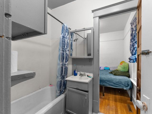 1411 Marie COURT, Sheboygan, WI 53081