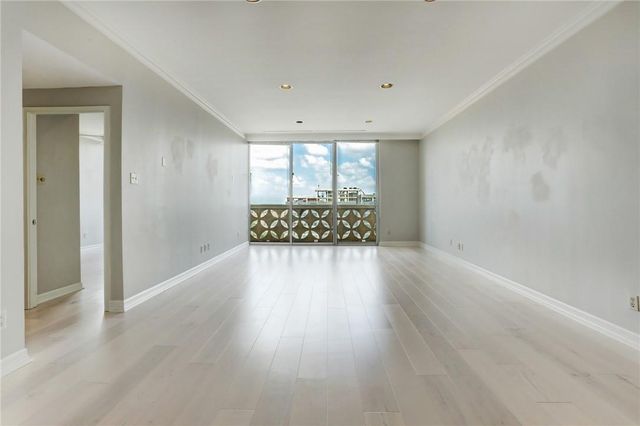 1801 Lavaca ST 15F, Austin, TX 78701