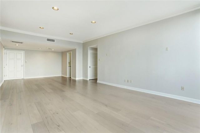 1801 Lavaca ST 15F, Austin, TX 78701