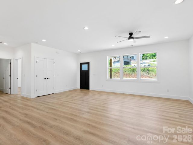 105 S Vineyard Village Drive, Old Fort, NC 28762