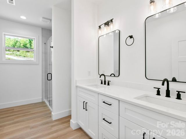 105 S Vineyard Village Drive, Old Fort, NC 28762