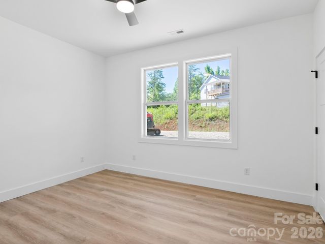 105 S Vineyard Village Drive, Old Fort, NC 28762