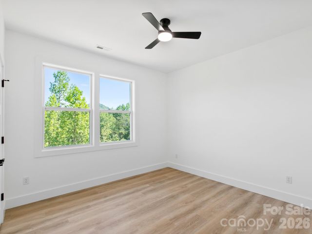 105 S Vineyard Village Drive, Old Fort, NC 28762