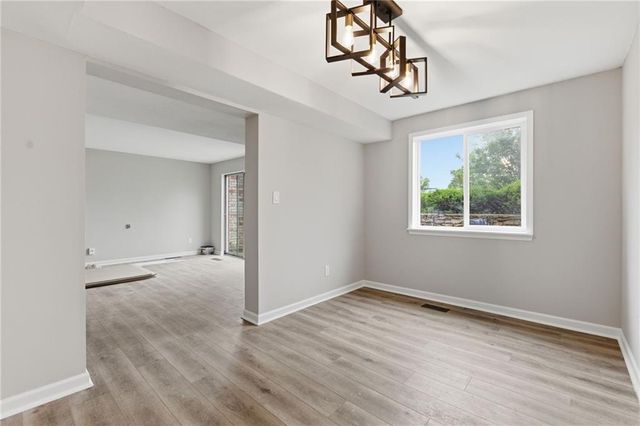 8630 W 85TH Street, Overland Park, KS 66212