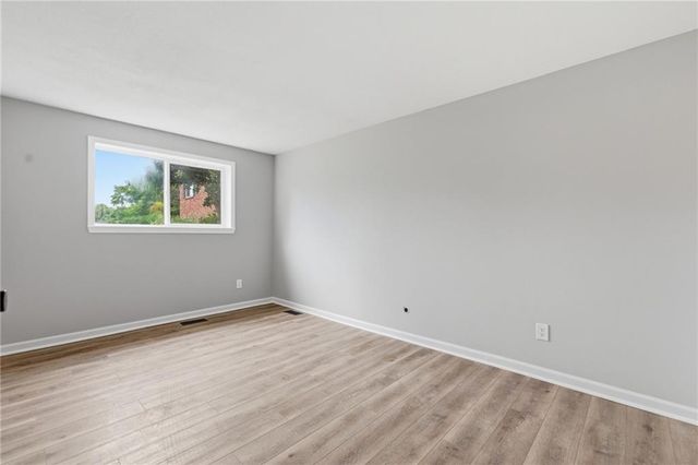 8630 W 85TH Street, Overland Park, KS 66212